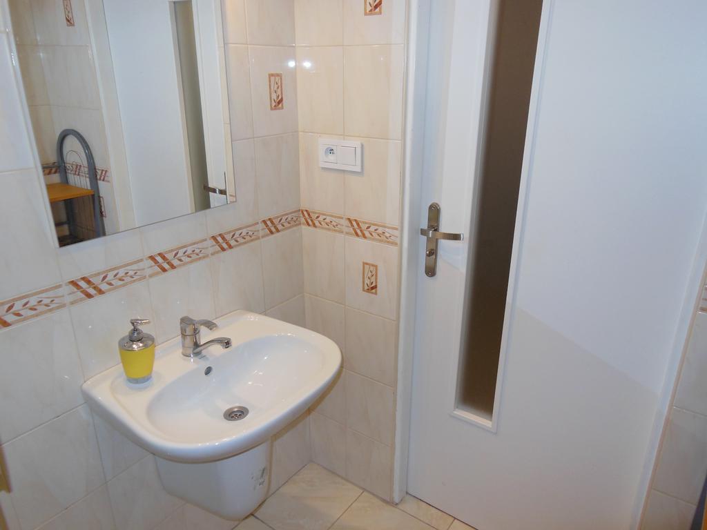 Apartman Bystrica City & Parking บันสกาบิสตรีตซา ห้อง รูปภาพ